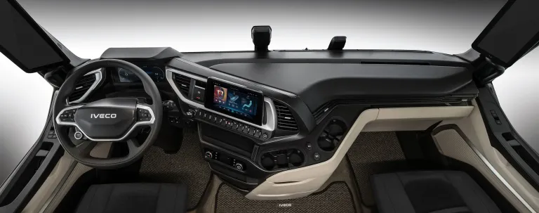 Middenconsole van de IVECO X-Way