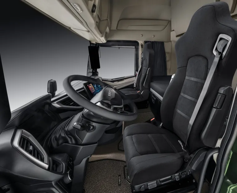 Cockpit van de IVECO X-Way met touchscreen