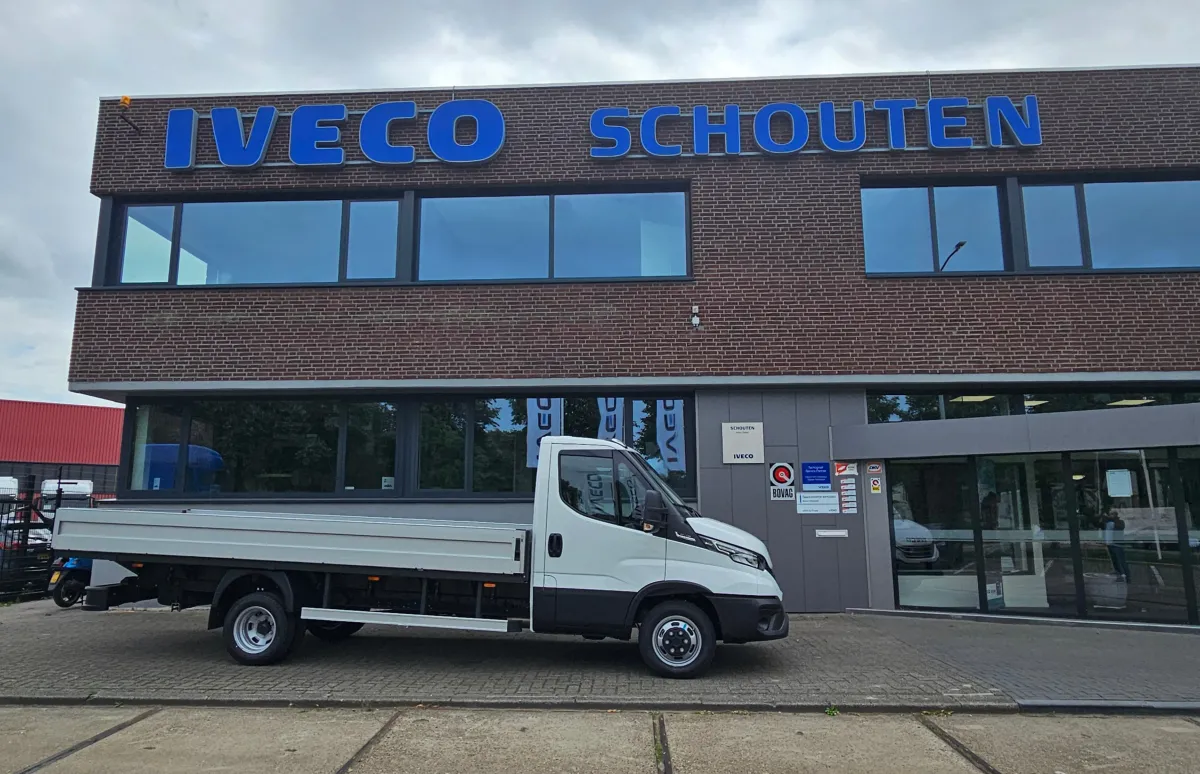 Van Varik Groep BV kiest voor snelle levering met nieuwe IVECO Daily 40C18 A