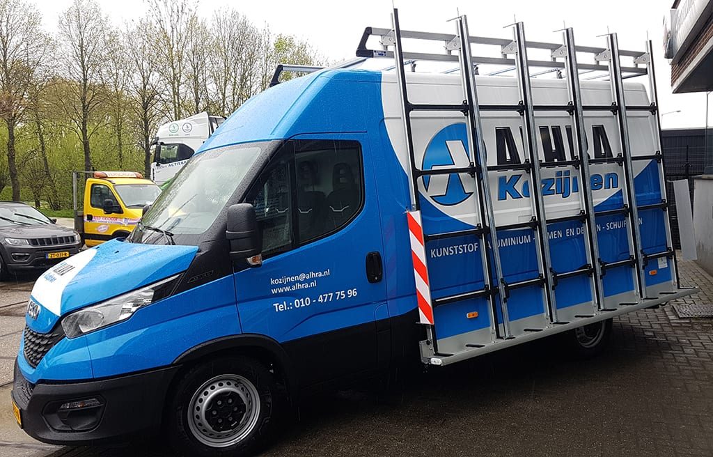 IVECO Daily met EUROBORN glasrasteel