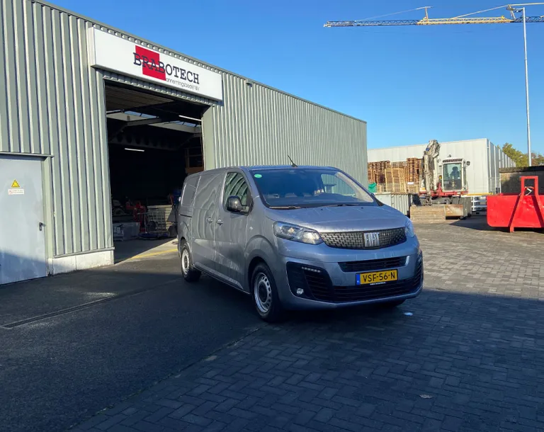 Brabotech Aannemingsbedrijf neemt volledig elektrische Fiat eScudo in ontvangst