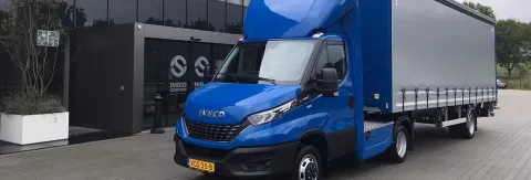 Trouwe klant REGOORT neemt nieuwe IVECO Daily BE-combinatie in gebruik