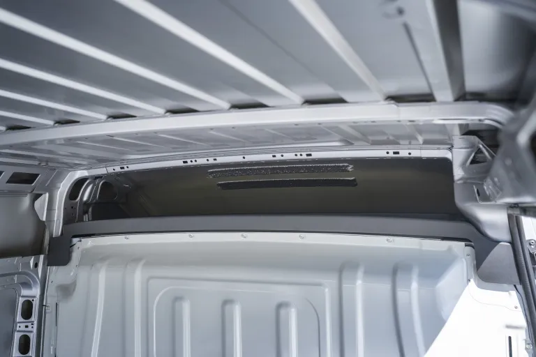 Laadvloer en zijwanden van de IVECO eSuperJolly