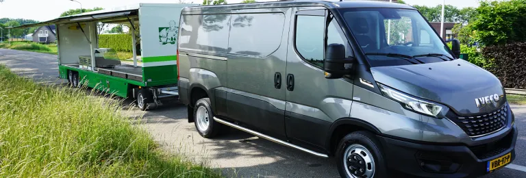Oersterke IVECO Daily voor Groente- en Fruithandel Kees van Zanten