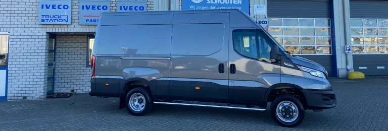Robuuste IVECO Daily bestelwagen voor Esmaly Werken
