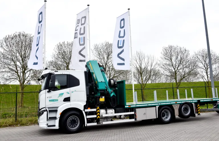 IJsselmonde Steigerbouw kiest voor krachtige vernieuwing met nieuwe IVECO X-Way
