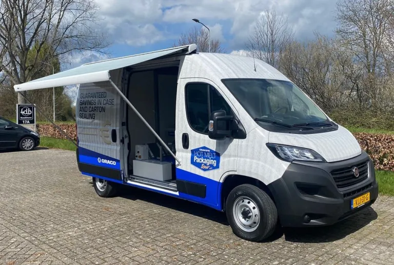 Fiat Ducato promotiebus voor 4db Roadshows