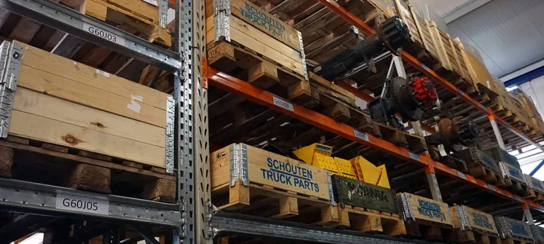 Onderdelenmagazijn van Schouten Truck Parts