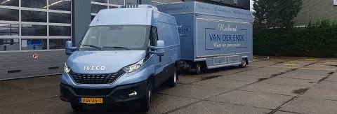 Vishandel Richard van der Ende neemt nieuwe IVECO Daily koelwagen in gebruik!