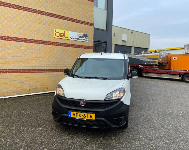 BEL Wegenbouwservice ontvangt nieuwe Fiat Doblo L1H1 met extra opties