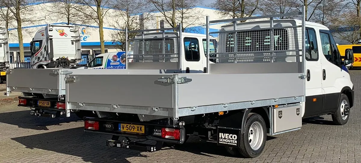 Twee IVECO Daily’s voor Epic Shelter