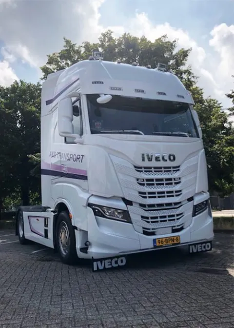 A&S Transport luistert jubileum op met IVECO S-WAY
