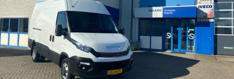 Sando Puinrecycling neemt jong gebruikte IVECO Daily in gebruik