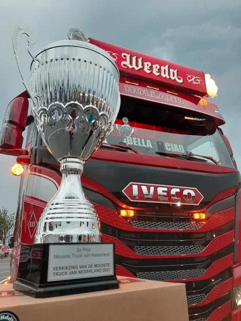 Weeda Transport floreert tijdens Mooiste Truck verkiezing