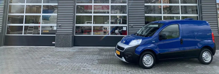 Kennel Jelängerjelieber & Van het Opperstok neemt nieuwe Fiat Fiorino Adventure in ontvangst
