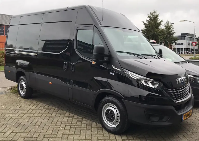 DS Works neemt een nieuwe IVECO Daily automaat