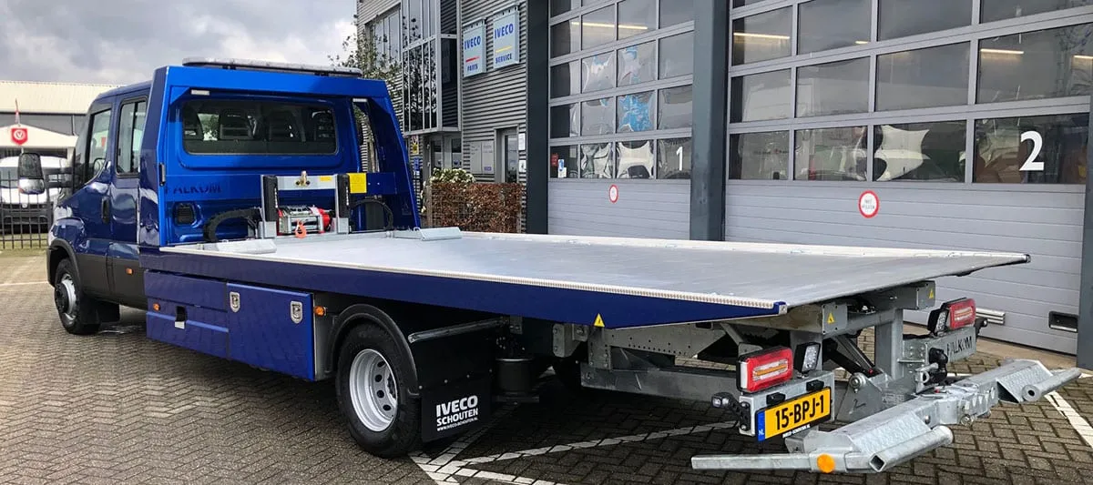 IVECO Daily oprijwagen voor Auto Rima
