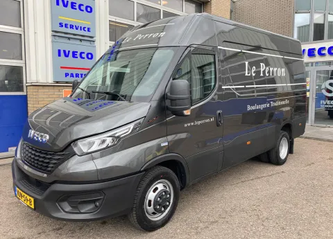 IVECO Daily 40C18HZ V voor Le Perron