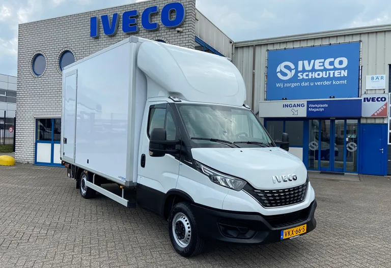 IVECO Daily bakwagen voor Kringloopcentrum Steenbergen