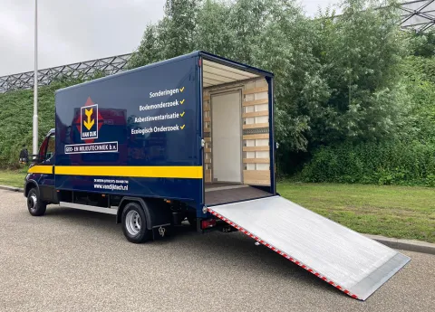 IVECO Daily 70C21HA8/P voor van Dijk geo- en milieutechniek