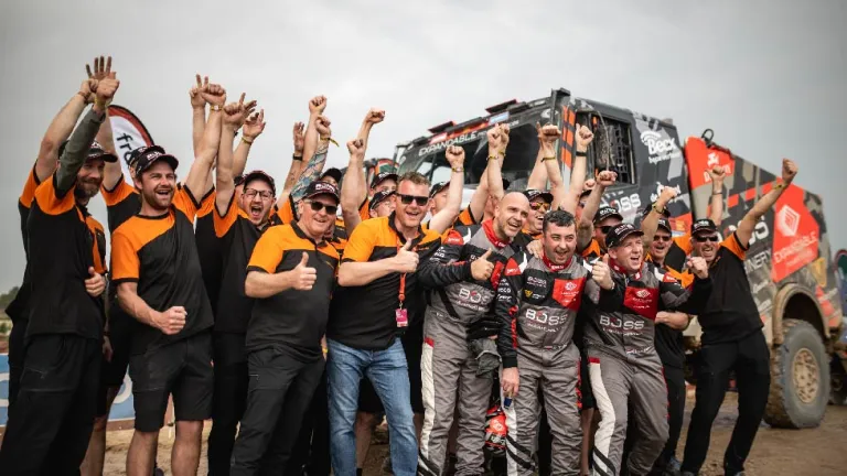 Janus van Kasteren wint Dakar 2023