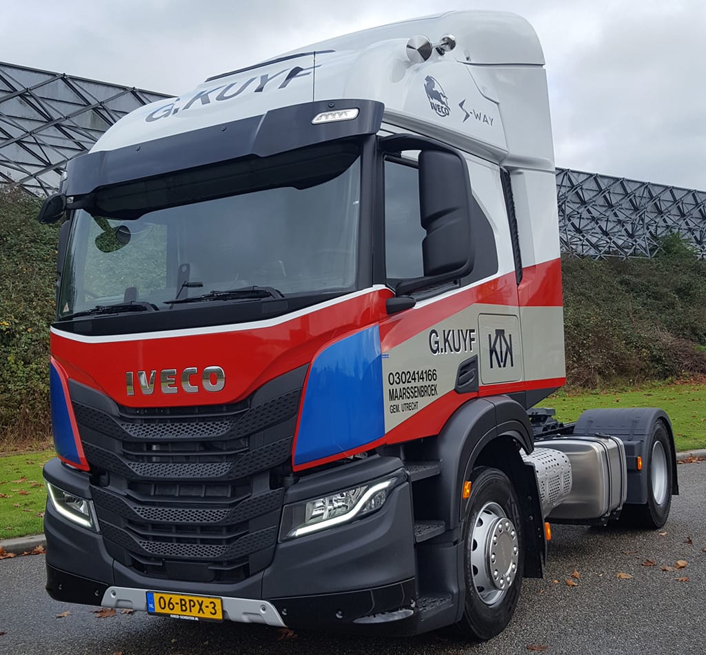 Twee nieuwe S-WAY's voor Internationaal transportbedrijf G. Kuijf