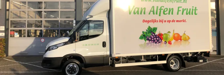 Van Alfen Fruit neemt nieuwe IVECO Daily bakwagen in gebruik