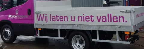 Twee nieuwe IVECO Daily’s voor Mundo Steigers
