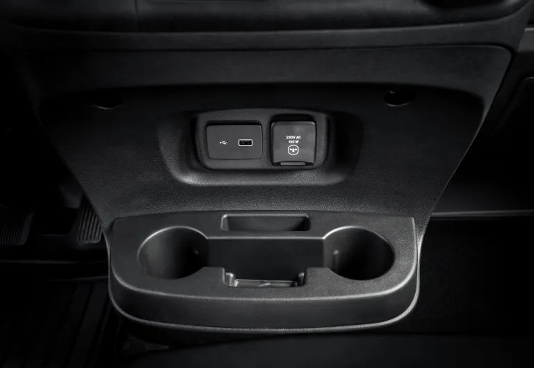 Rijrichtingschakelaar op de middenconsole van de IVECO eSuperJolly