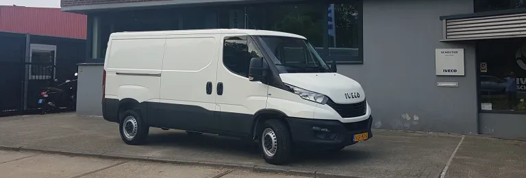 IVECO Daily uit voorraad afgeleverd aan Le Bon Ton