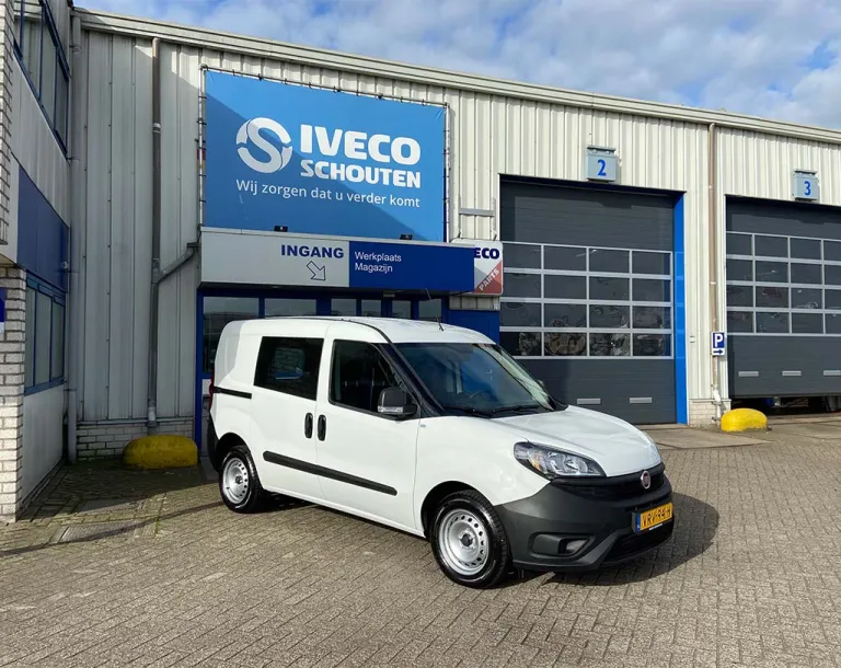 Nieuwe Fiat Doblo voor Van den Hout Holding B.V.