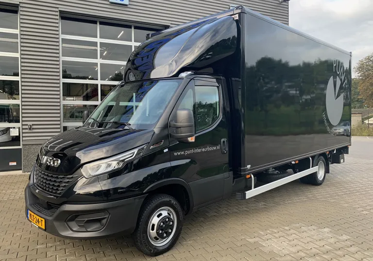 Nieuwe IVECO Daily bakwagen voor PUNT interieurbouw