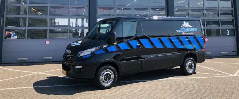 Daily 35S16 Hi-Matic voor Van Rijnsbergen Schilders