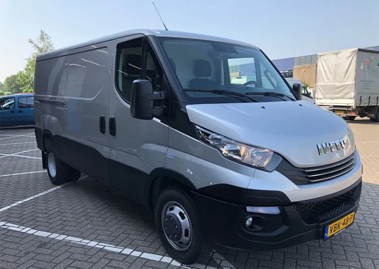 Nieuwe IVECO Daily voor Vishandel Arjan & Chantal Zoer