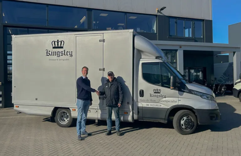 Hans de Haas verwelkomt nieuwe IVECO met open armen