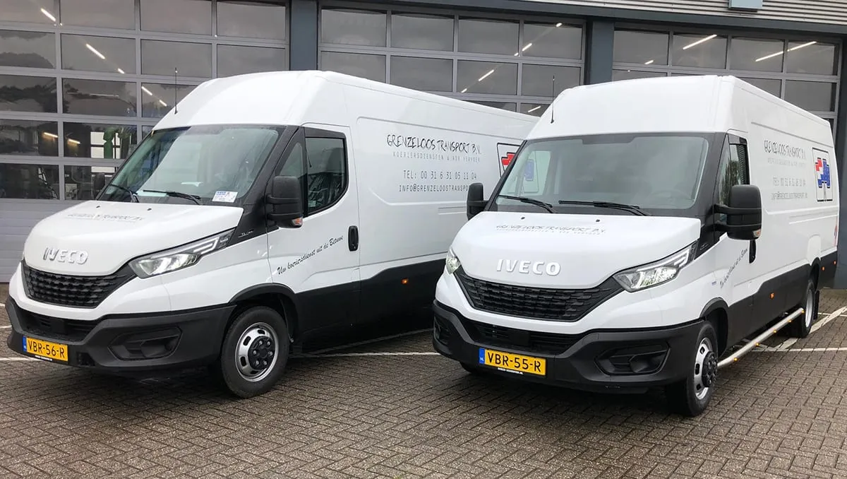 Twee nieuwe IVECO Daily’s voor Grenzeloos Transport