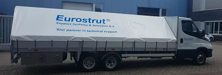 IVECO Daily met Clixtar oplegger voor Eurostrut
