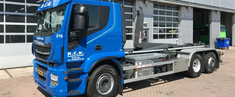 Stralis X-Way met haakarm voor Recycling Centrale Korevaar