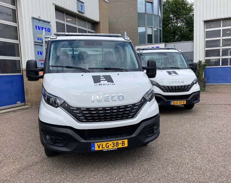 Opnieuw 2 IVECO Daily’s voor De Bruin Verkeersservice