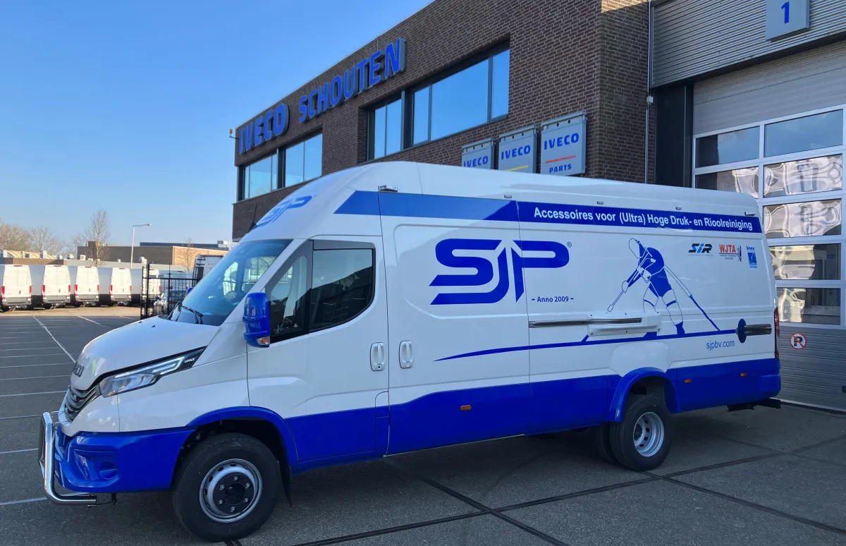 Salomon Jetting Parts B.V. versterkt mobiliteit met nieuwe IVECO Daily
