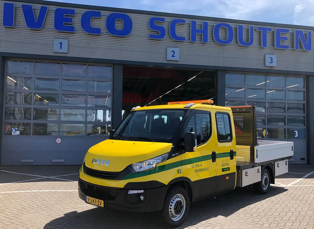 Twee nieuwe IVECO Daily’s voor Van de Bijl & Heierman