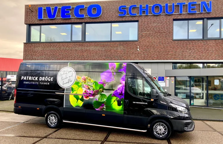 Van Baal Sloopwerken ontvangt twee nieuwe IVECO Daily’s