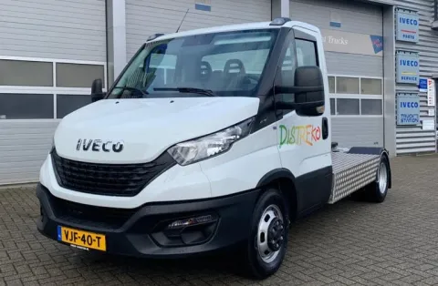 Distreko neemt nieuwe IVECO Daily BE-trekker in gebruik