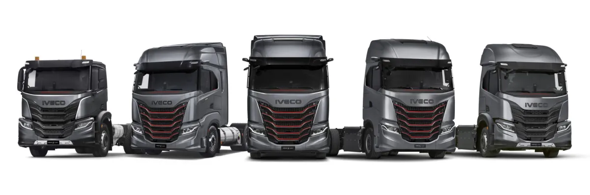 IVECO S-Way cabine-uitvoeringen naast elkaar (studio)