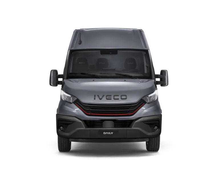 IVECO Daily bestelwagen, vooraanzicht (studio)