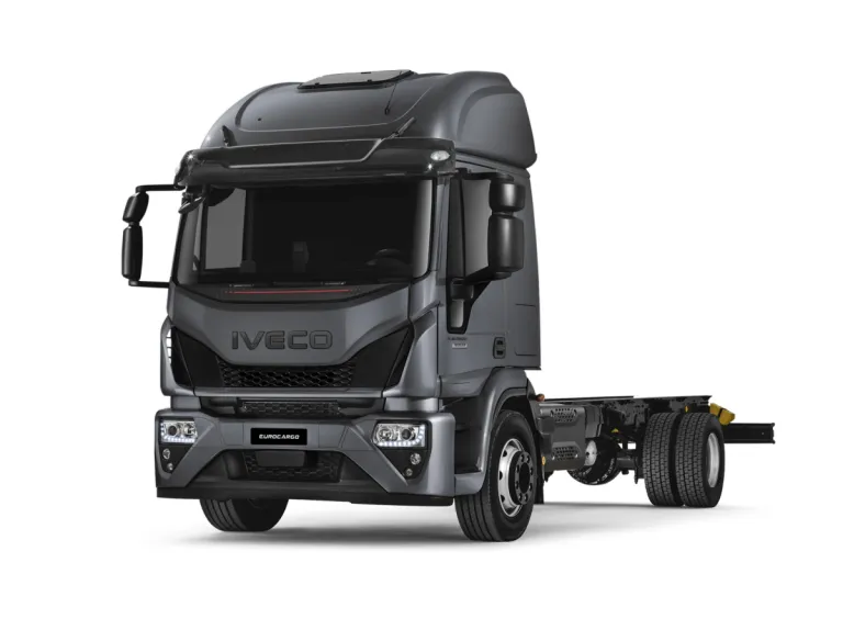IVECO Eurocargo chassis-cabine (studio)