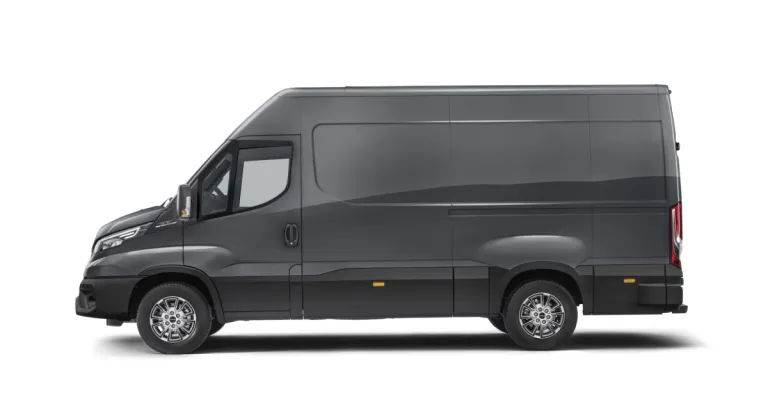 IVECO Daily bestelwagen, zijaanzicht (studio)