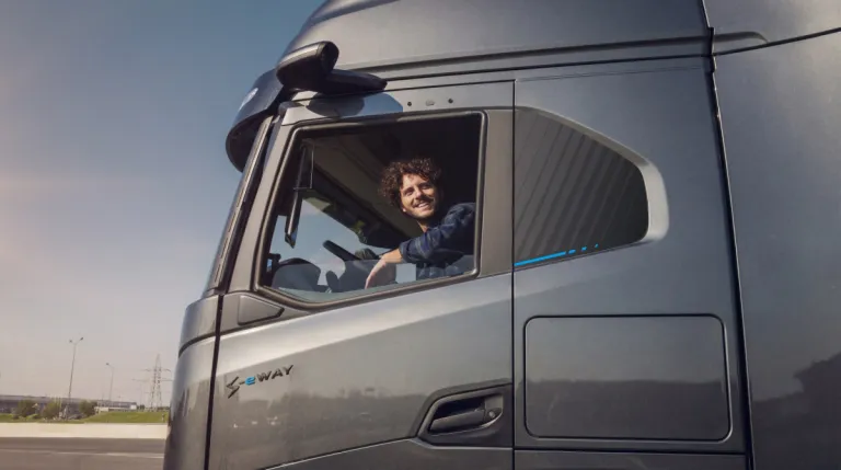 Chauffeur in de IVECO S-eWay