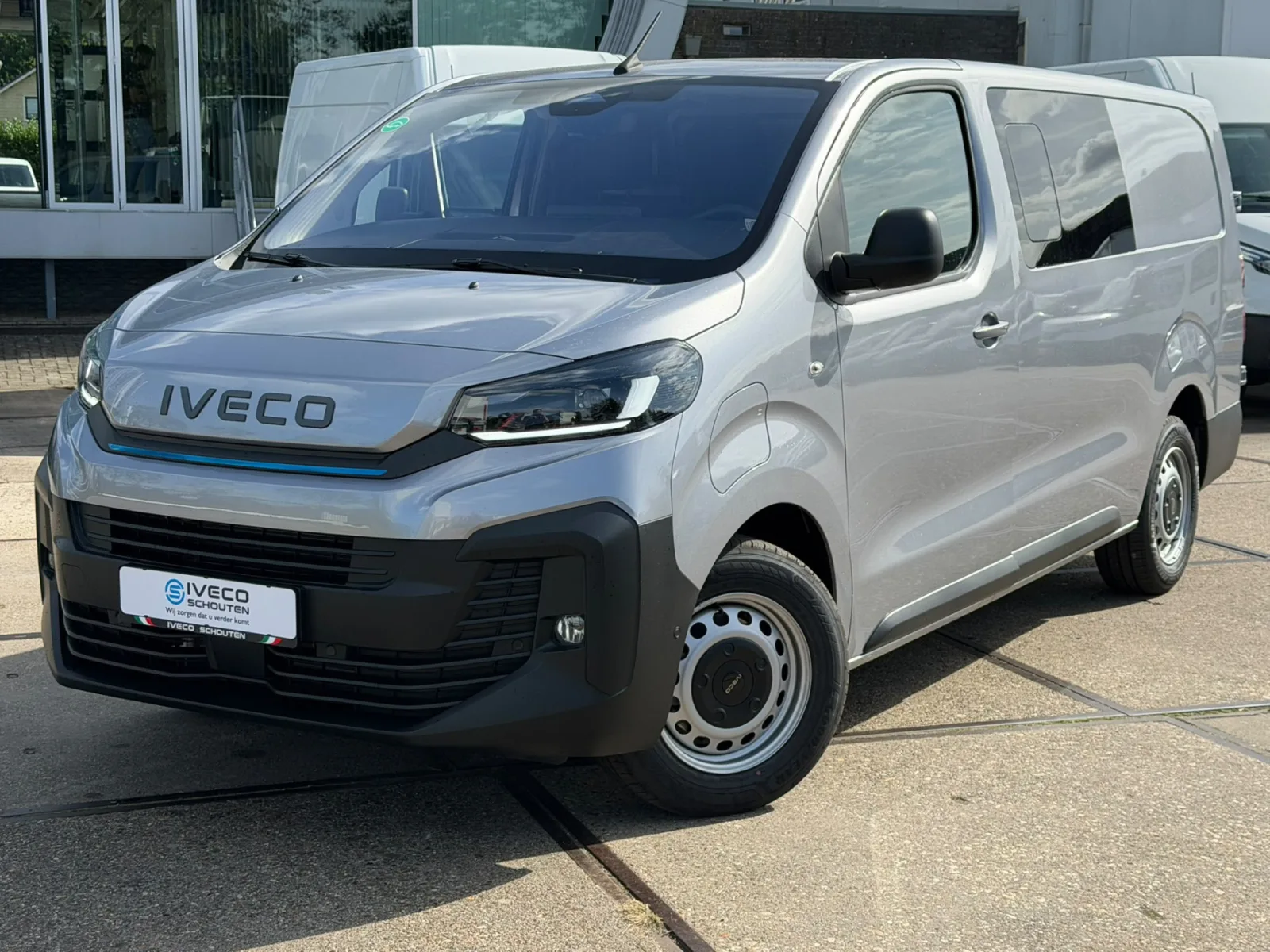 IVECO eJolly L3H1 — foto 1 van 16