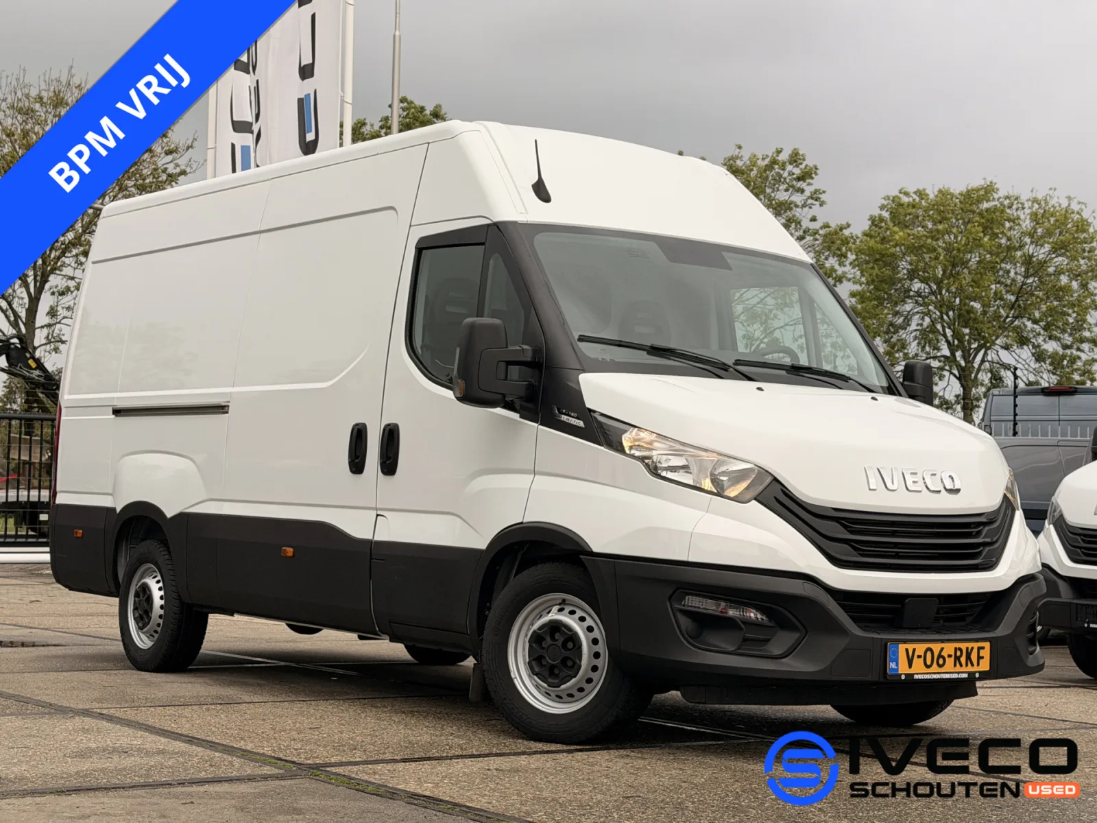 IVECO Daily 35S16V A8, foto 1 van 23